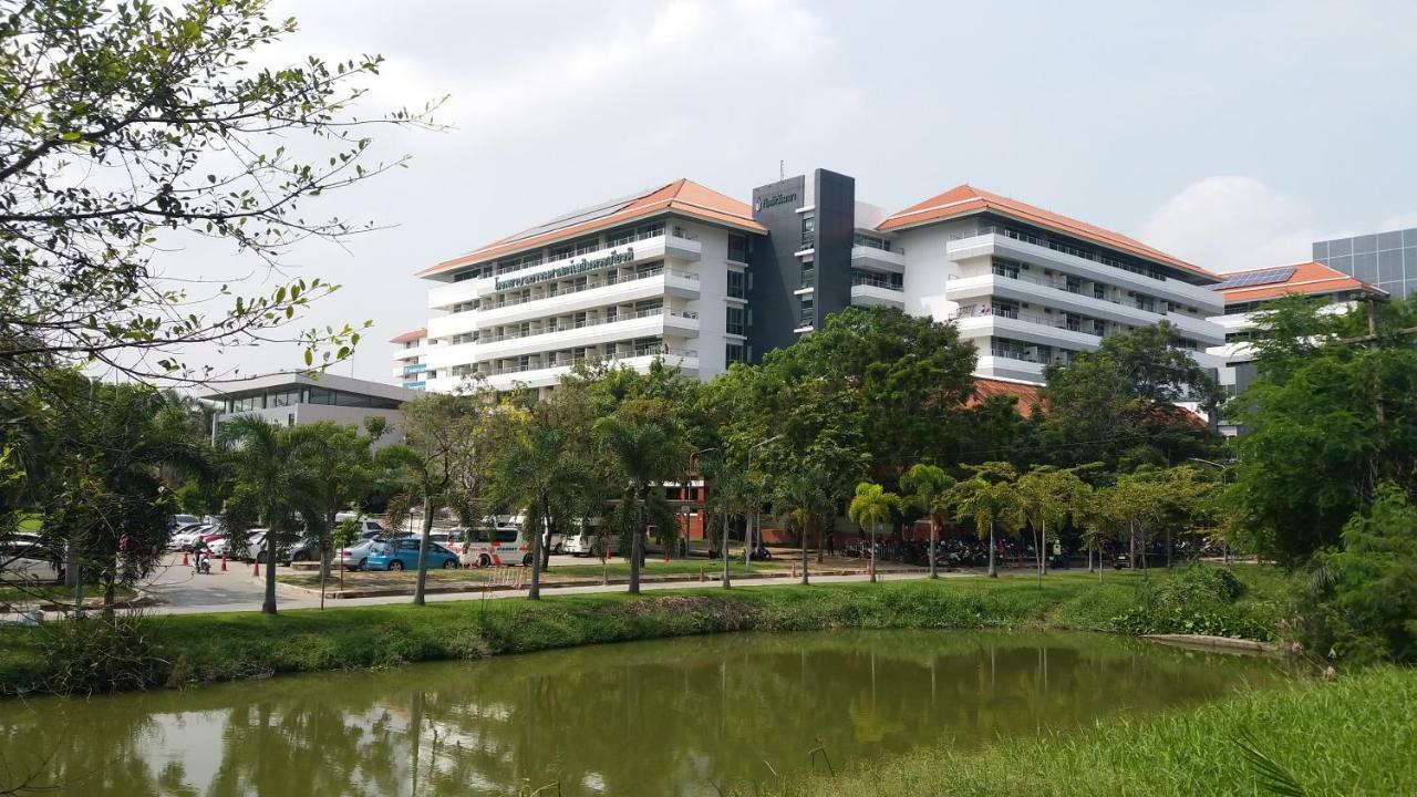 Natcha Place Thammasat Rangsit Bangkok Exterior photo